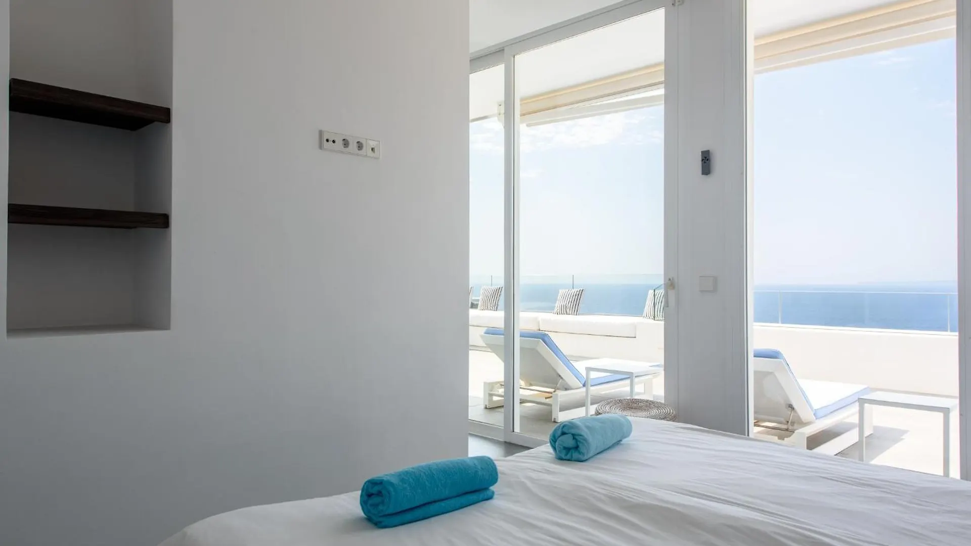 Villa Nineten Рока-Льиса 0*,